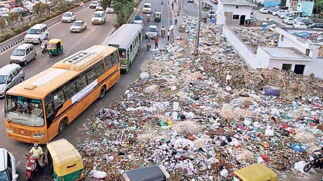 How is waste disposed in Delhi?