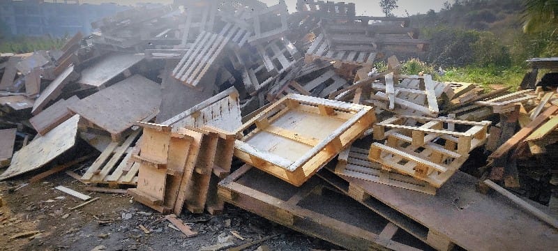 Image for Iron Wooden Scrap Buyer Service | Wastix – Sell Your Scrap Easily and Get Paid Quickly
